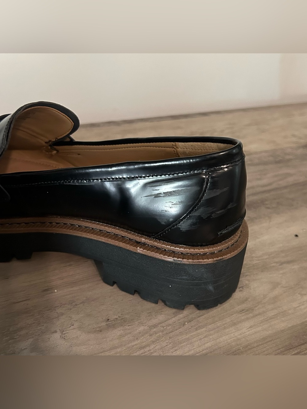 Sam Edelman Black Leather Lug Sole Loafers Gold Horsebit Detail Size 10 - Picture 8 of 9